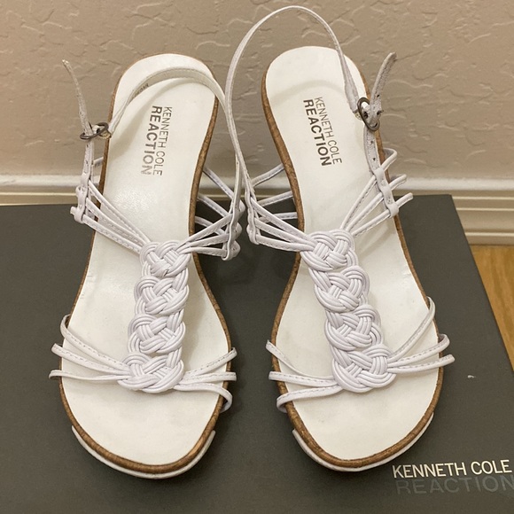 Wedge Heels - Picture 2 of 8